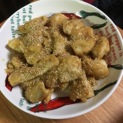 ごま油を少し足して、香り出してみました。
作ってるそばから美味しそうで、食卓に出す前につまみ食いしちゃいました(^^)
素敵なレシピをありがとうございます！